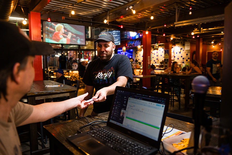 Cheluna trivia night